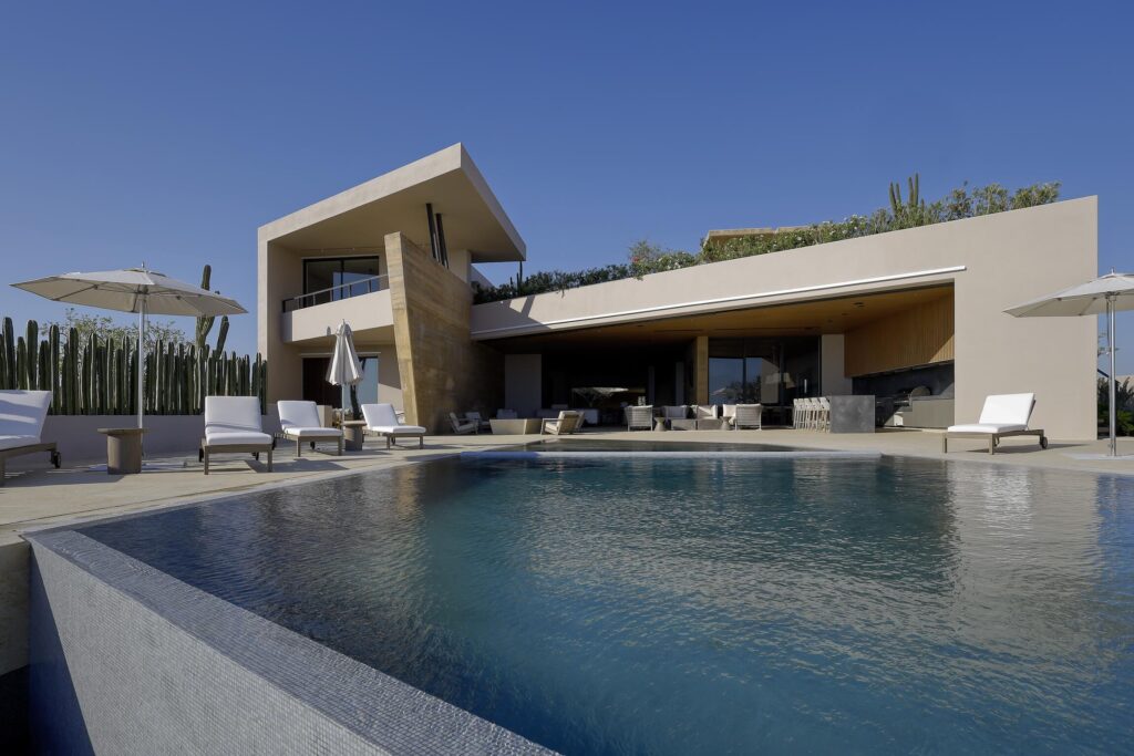 Los Cabos Espiritu Del Mar This two story home is located within the exclusive gated community of Espiritu. The entrance surrounded by the interior courtyard will welcome you home; at the lower level a mesmerizing – 6 Diamante Legacy Estates, Pacific, BS