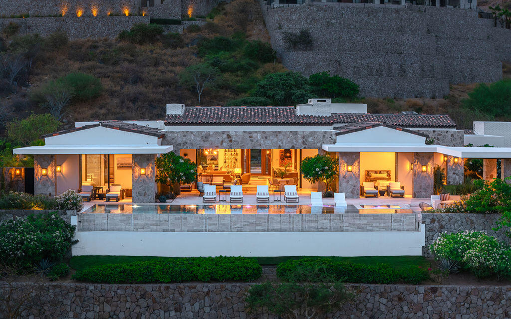 Los Cabos Section 16- Laderas Perched high within the exclusive gates of Querencia and uniquely situated on 1 and 1/2 lots, Laderas 13 is a stunning custom residence that perfectly blends timeless architecture, privacy, and breathtaking Sea of Cortez – Querencia, Laderas 13, San Jose Corridor, San Jose Corridor, BS